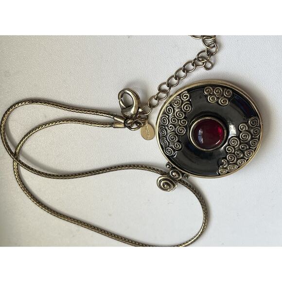 Chico's Pendant Necklace Antique Gold Tone Swirl Disc Red Glass Medallion 20” - Picture 5 of 6